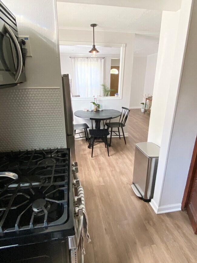 Foto del edificio - 3318 S Taylor Ave