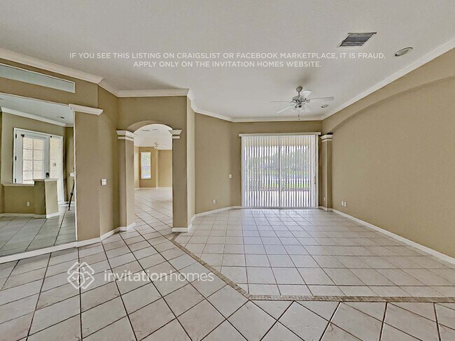 Foto del edificio - 11909 Clubhouse Dr