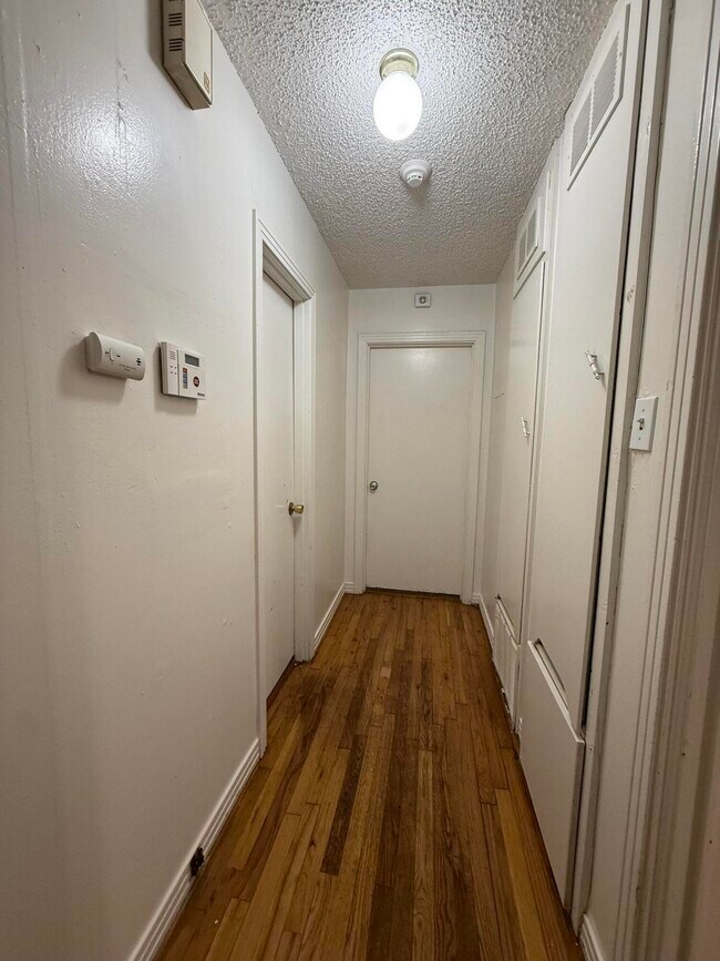 Building Photo - 2617 37th St