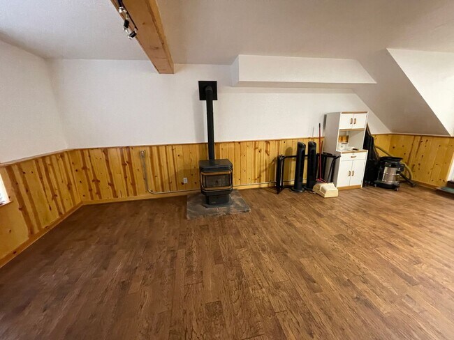 Building Photo - 1068 Cherokee St