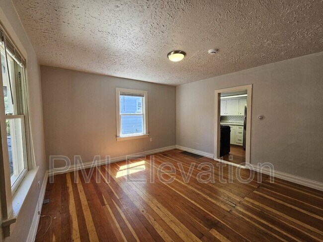 Building Photo - 4165 Zenobia St