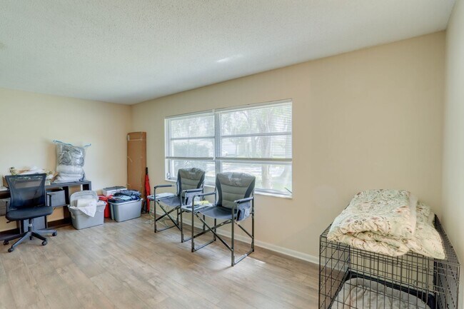 Foto del edificio - 3086 Bluebrook Dr