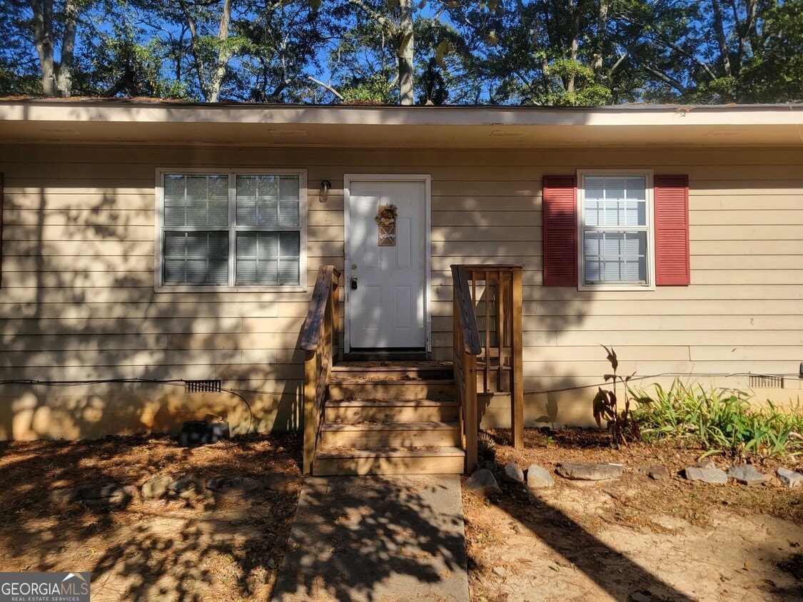 5 Candlewood Terrace NE Unit 2, Winder, GA 30680 Room for Rent in