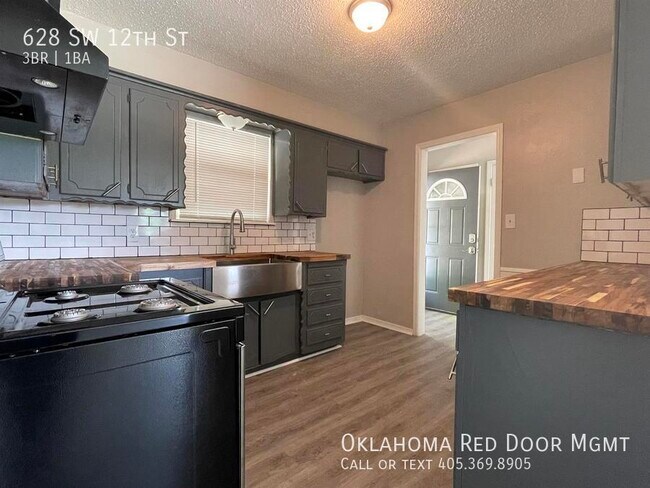 Foto del edificio - 628 SW 12th St