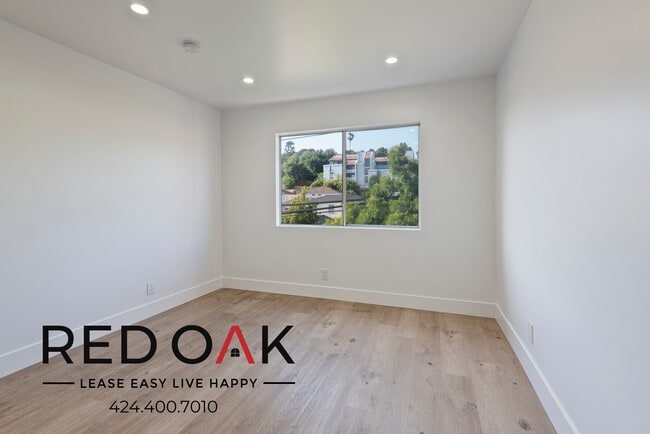 Foto del edificio - 3540 Fletcher Dr