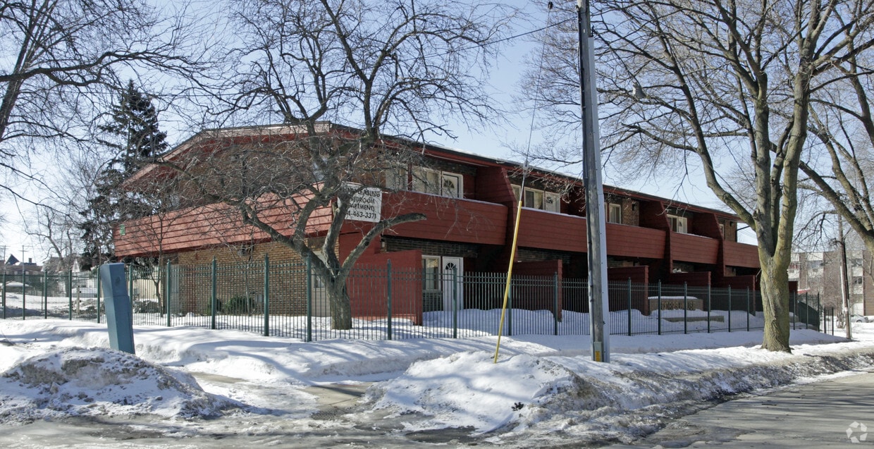 Building Photo - Corps House