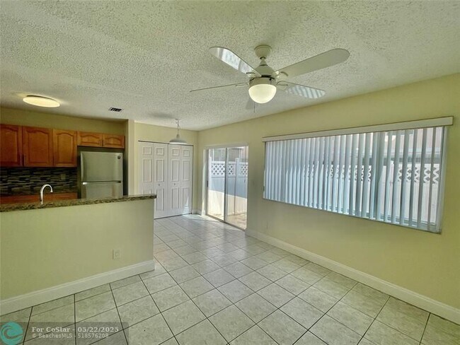 Foto del edificio - 20870 NW 2nd St