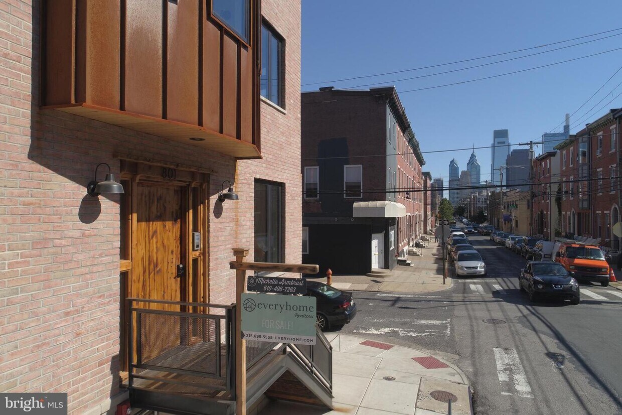Primary Photo - 801 N 16th St