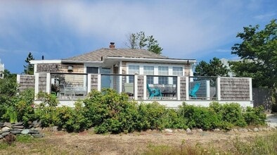 Building Photo - 35 Sunset Dr