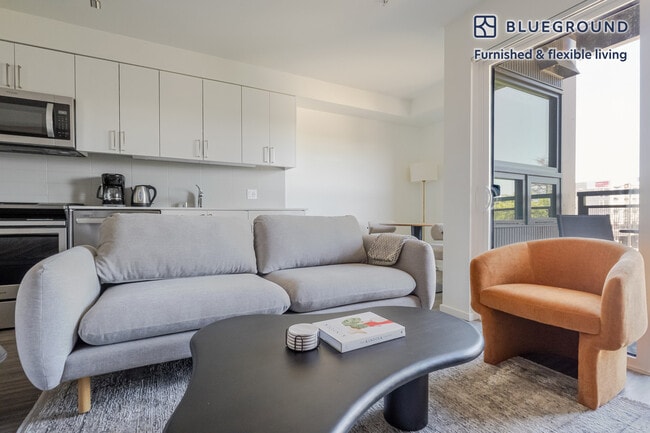 Building Photo - 4609 Union Bay Pl NE