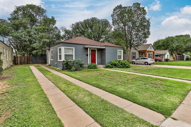 Foto del edificio - 2120 28th St