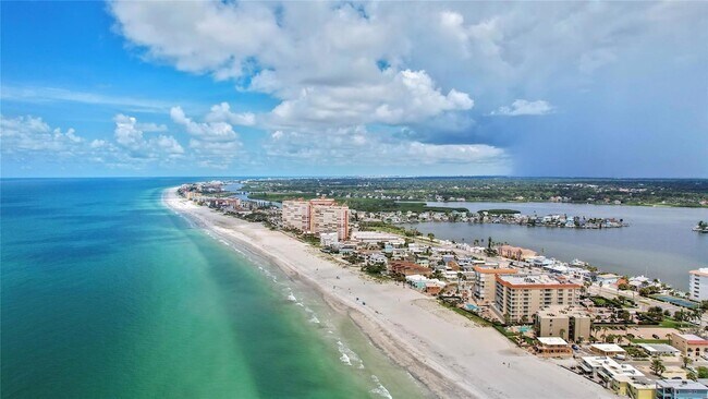 Foto del edificio - 17580 Gulf Blvd