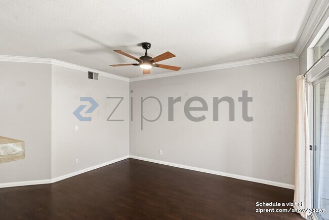 Building Photo - 369 Shadow Run Dr