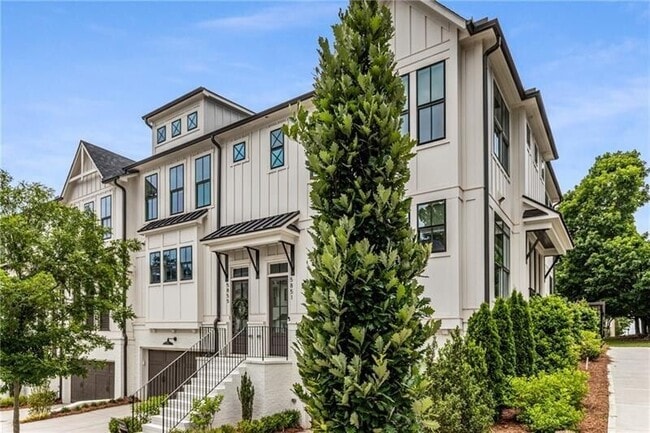 Building Photo - 5851 Westin Rd