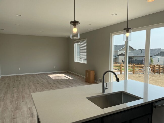 Building Photo - 1105 Blue Bell Rd