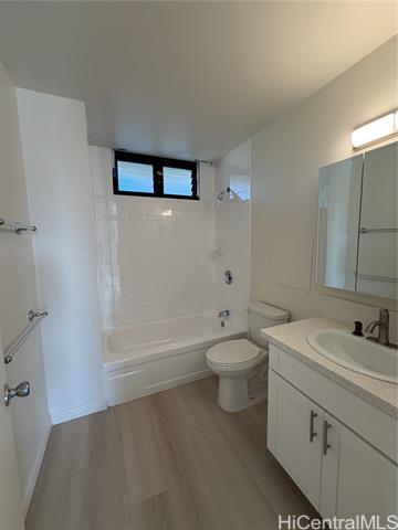 Building Photo - 1561 Pensacola St