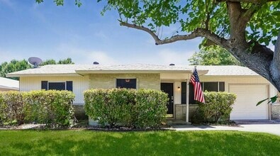 Building Photo - 4455 Greenland Dr