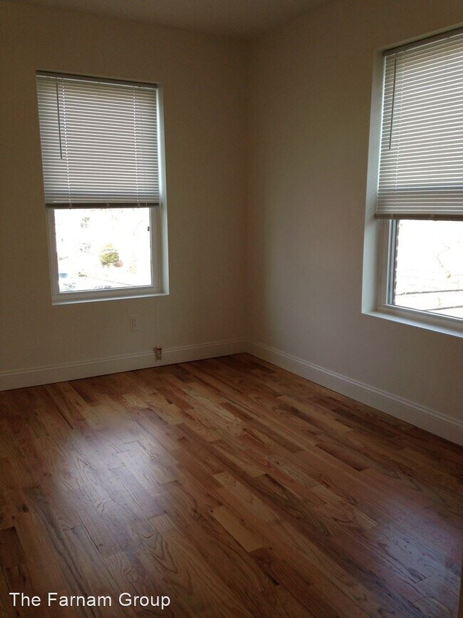 Building Photo - 4 br, 2 bath Apartment - 555 Winchester Ave