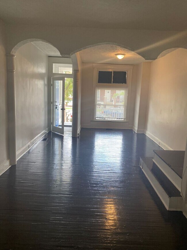 Foto del edificio - 1702 Montpelier St