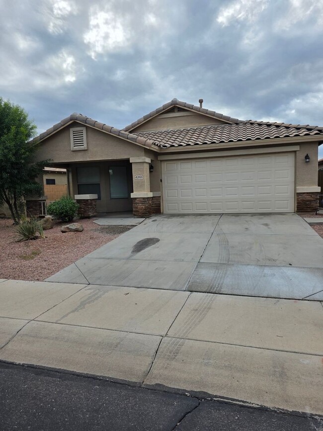 Foto del edificio - Single Story Large 4 bedroom- Maricopa