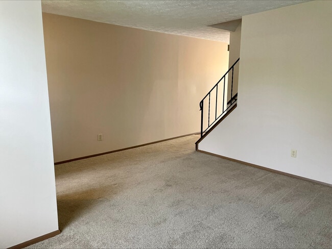 Building Photo - 4020 Amherst Ave NW