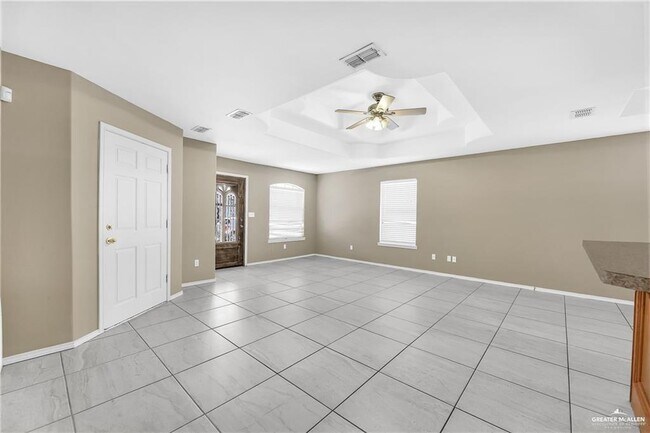Foto del edificio - 11 River Bend Dr