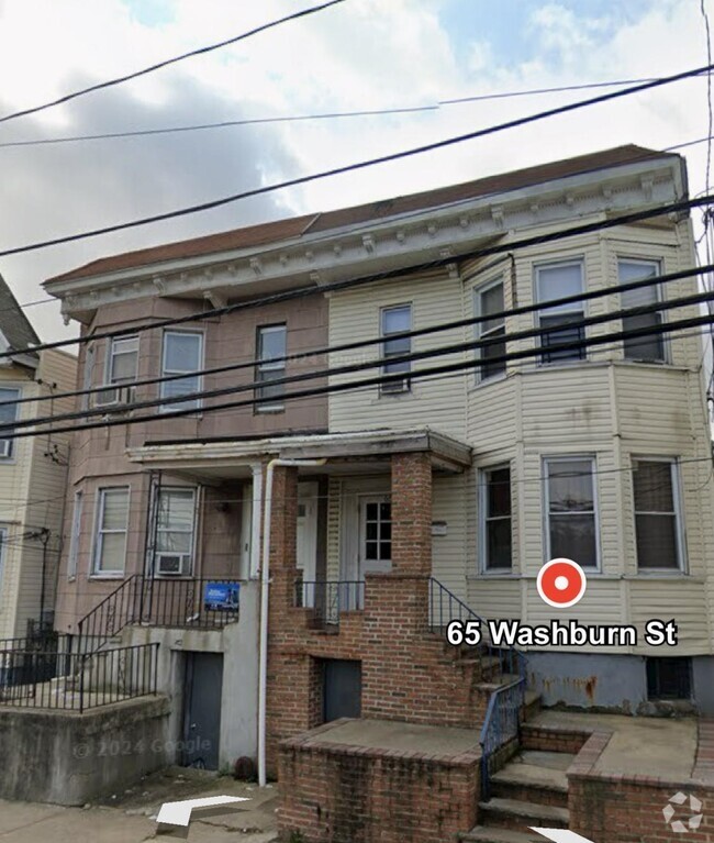 Building Photo - 65 Washburn St