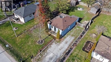 Building Photo - 127 Woodfield Dr