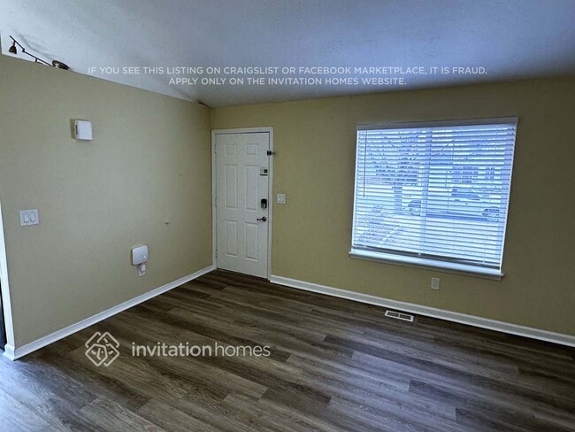 Building Photo - 17579 E Temple Dr