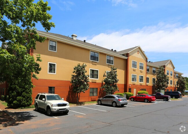 Furnished Studio - Morrow - 4