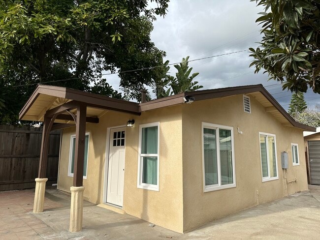 Building Photo - 3153 Garden Ave