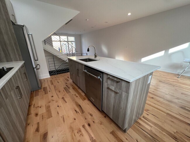Foto del edificio - Beautiful Brand New Point Breeze Home! 3BD...
