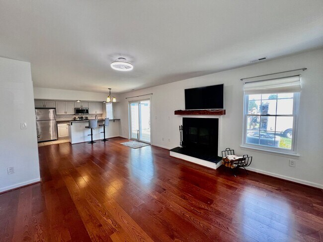 Building Photo - 602 Barwick Ct
