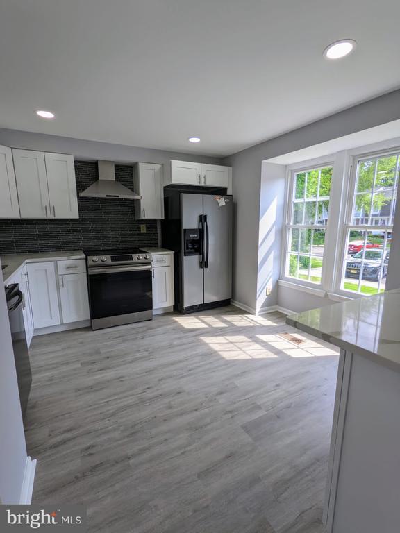 Foto del edificio - 70 Dorchester Cir
