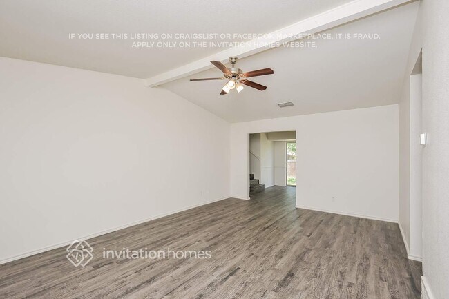 Foto del edificio - 5905 Oak Hill Rd