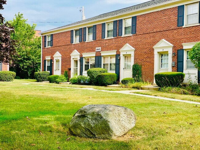Foto del edificio - 1845 Northwest Ct