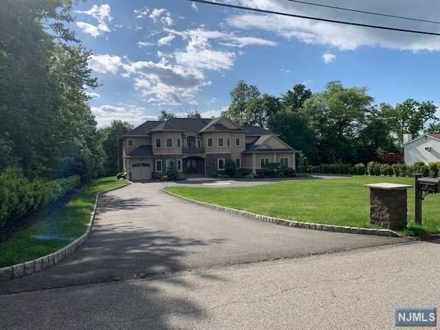 Foto del edificio - 45 Colonial Road