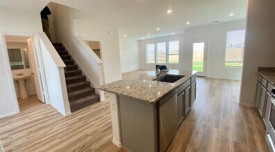 Building Photo - 26610 Daylily Grove St