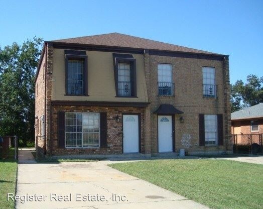 Primary Photo - 8528 Deerfield Dr