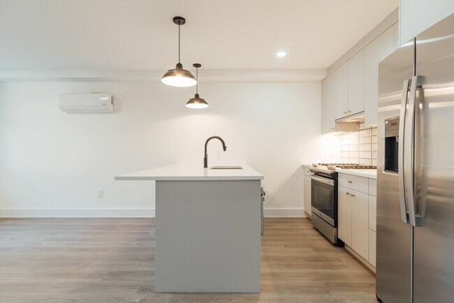 Foto del edificio - 330 Whiton St