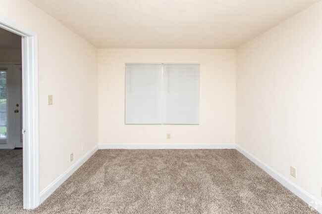 1BR Studio - 590SF - Waterside on Williamson