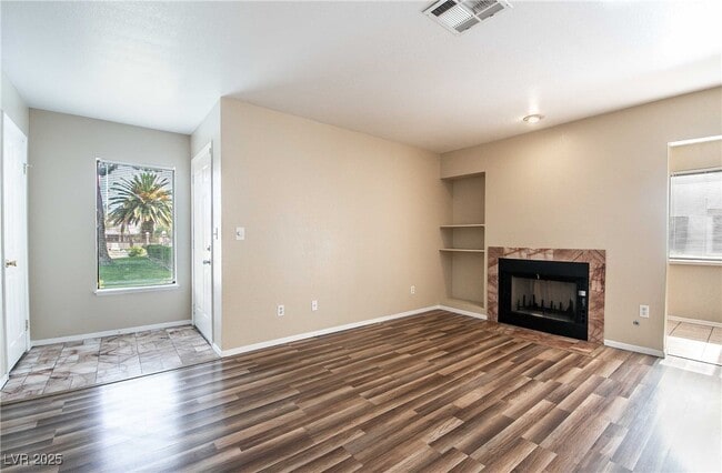 Building Photo - 1311 Del Mar St