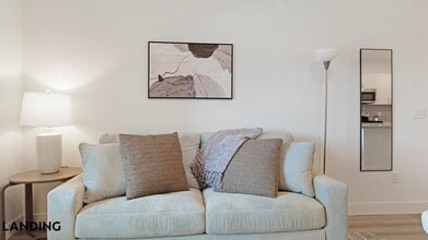 Building Photo - 10670 Jake Jabs Blvd