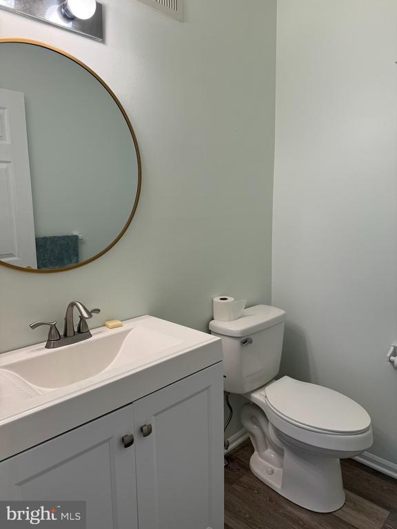 Foto del edificio - 2 Village Ct