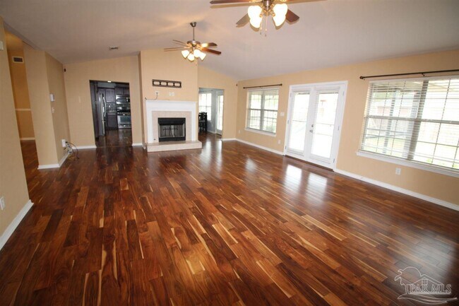 Foto del edificio - 925 Barkley St