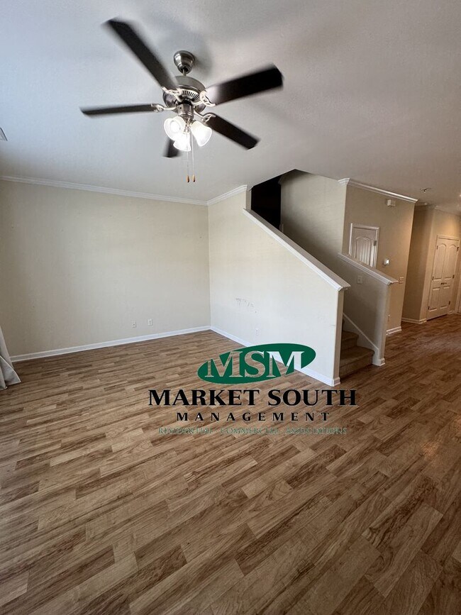 Foto del edificio - HARMONY TOWNS- POOLER- AVAIlABLE NOW!
