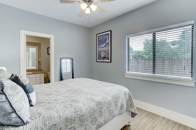 Foto del edificio - 408 Parker St