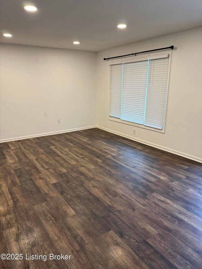 Foto del edificio - 3503 Dorset Rd