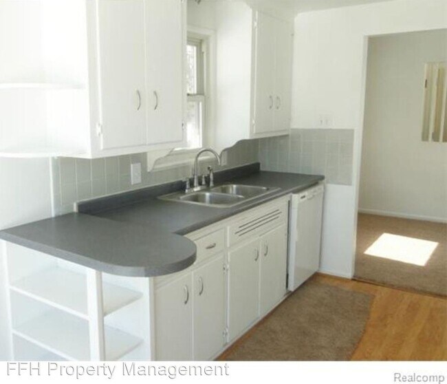 Building Photo - 3 br, 1 bath House - 17694 Fox
