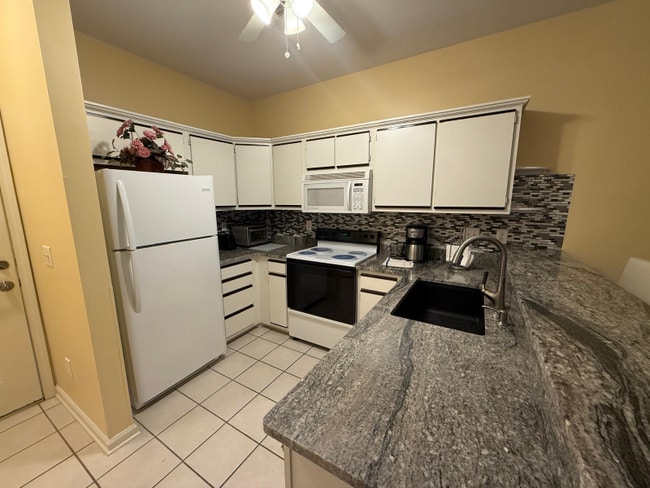 Photo - 472 River Oaks Dr (Myrtle Beach, SC) Apartment